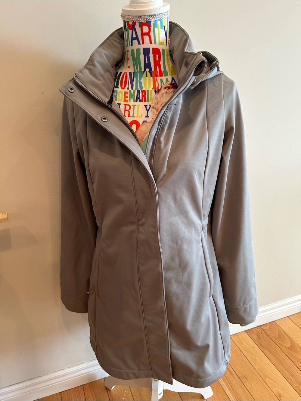 Woods Women's Gray Hooded Lightweight Coat